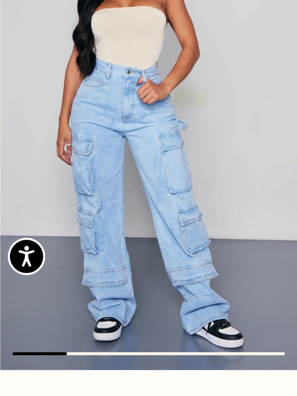 Wide leg cargo jeans